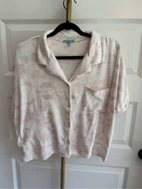 Southern Shirt Co. Pink Tie Dye Short Sleeve Button-Down Top